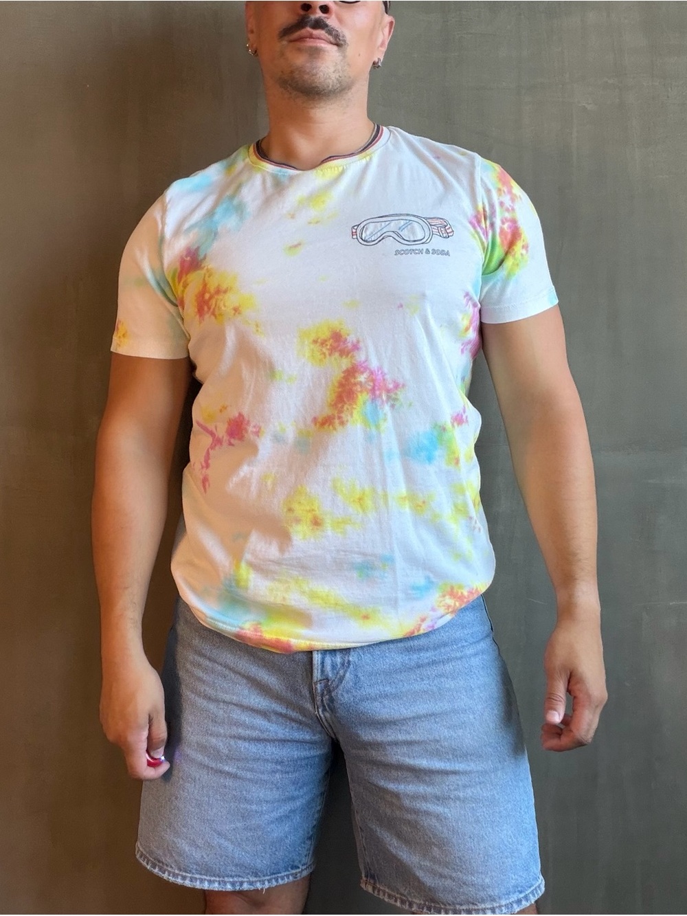 Scotch & Soda Tie Dye Graphic Tee Embroidered Goggles Logo Men’s Large